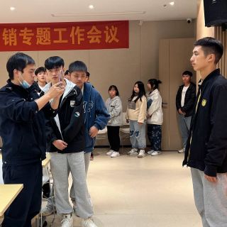 點(diǎn)贊！派出所把“零跑腿”送到生產(chǎn)線